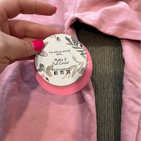 NWT Love Circle Maternity Bubblegum Pink Sweatshirt Size S - Picture 7 of 11
